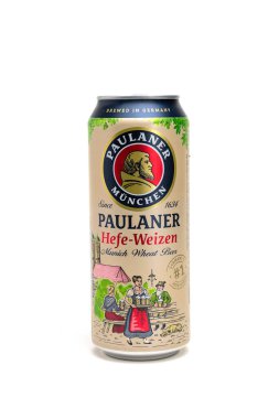 Paulaner beyaz arka planda yapabilir. Yakın plan..