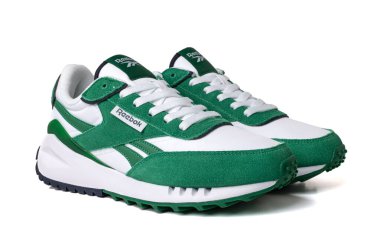 Şık Yeşil Reebok Koşu Ayakkabıları, Günlük ve Atletik Kullanım İçin Şehir Yaşam Tarzı Ayakkabıları