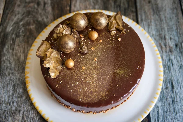 New Year Cake Decorated Mirror Glaze Gold Chocolate Balls Candies — Stock Photo, Image