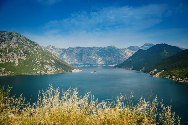Hermosa Vista Desde Mirador Observación Carretera Montaña Bahía Kotor Montenegro —  Fotos de Stock