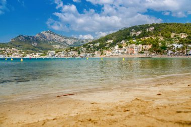Mallorca 'nın sahil kasabası Port de Soller' deki Picturesque sahnesi
