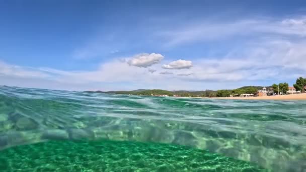 Crystal Clear Sea Water Sitonia Halkidiki Greece Half Underwater Slow — Stockvideo