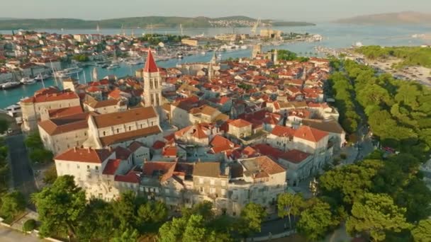 Morning Shot Old Town Trogir Orange Tiled Roofs Aerial Shot — Stockvideo