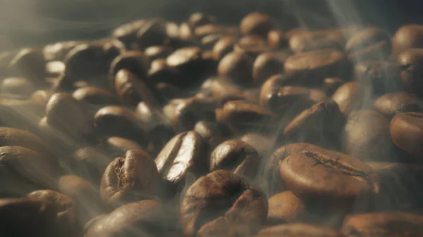 Slider Strzał Ziarna Kawy Podczas Pieczenia Ciemne Palone Ziarna Kawy — Zdjęcie stockowe