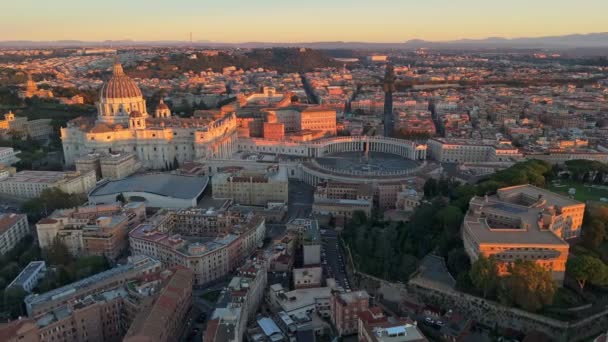 Αεροφωτογραφία Της Βασιλικής Του Αγίου Πέτρου Στο Βατικανό Ρώμη Ιταλία — Αρχείο Βίντεο