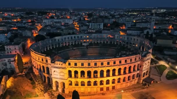 Flying Amphitheatre Pula Croatia Night Time Aerial View Roman Colosseum — Stock Video