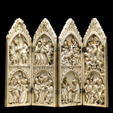 14. yüzyılda Hristiyanların Tutkusu 'ndan sahnelerle katlanmış fildişi tapınak, Fransız ya da Alman.