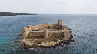Maidens Castle Kiz Kalesi Drone Fotoğrafı, Erdemli Mersin, Türkiye. Yüksek kalite fotoğraf