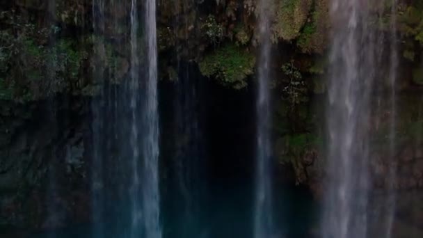 Gyönyörű Kilátás Nyílik Yerkopru Vízesés Táj Mersin Kiváló Minőségű Felvételek — Stock videók