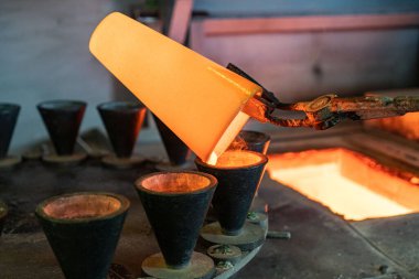 Altın madenciliği, fabrika metal üretimi. Yüksek kalite fotoğraf