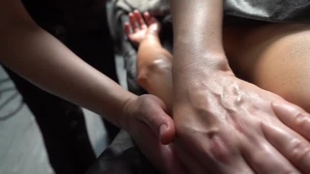 Procedimento Mãos Massagem Salão Spa Hand Care Salão Beleza Massageie — Vídeo de Stock