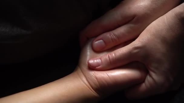 Procedimento Mãos Massagem Salão Spa Hand Care Salão Beleza Massageie — Vídeo de Stock