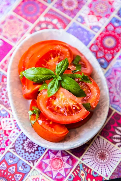 Salada Freash Tomate Cru Com Vários Outros Ingredientes — Fotografia de Stock