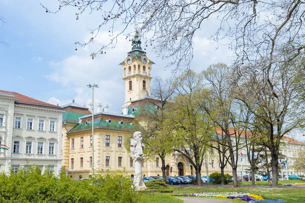 Kaupungintalon Rakennus Seisoo Korkea Ylpeä Sydämessä Szeged Unkari Viehättävä Kaupunkimaisema — kuvapankkivalokuva