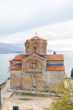 Kaneo Kilisesi 'nde Iconic St. John Huzur Gölü Ohri manzaralı Muhteşem Lakeside Manzaralı