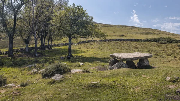 Προϊστορικά Dolmen Merilles Στις Αστούριες — Φωτογραφία Αρχείου