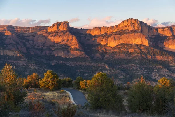 Mountain Range Rocs Queralt Při Západu Slunce Pallars Jussa Katalánsko — Stock fotografie