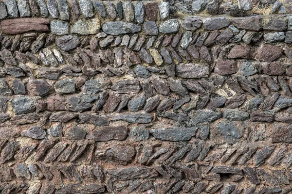 加泰罗尼亚Rocabruna城堡城墙的石材样式 图库图片