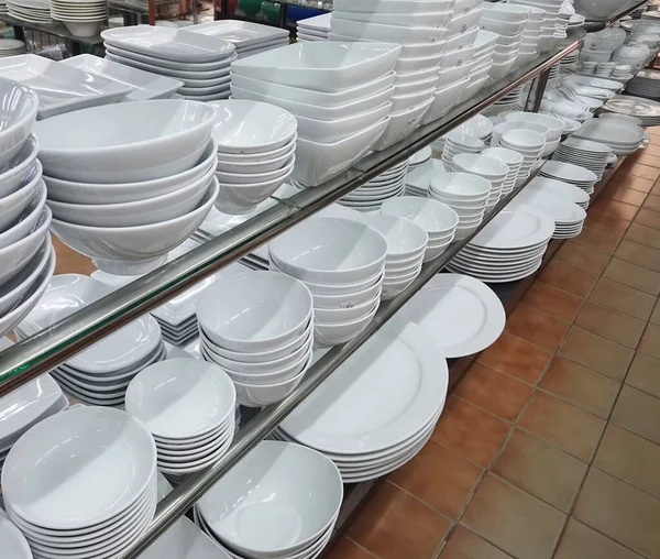 Platos Apilados Una Tienda Restaurante — Foto de Stock