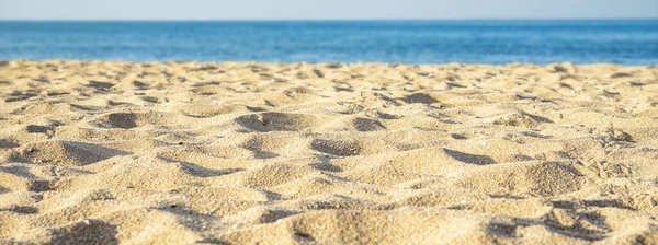 海と空の砂のビーチ ストック画像