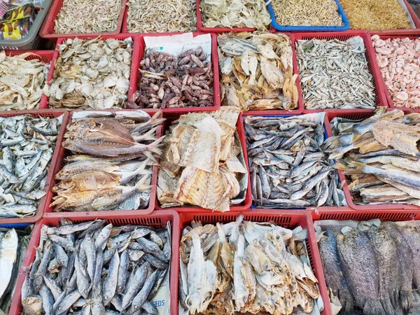 Αποξηραμένα Ψάρια Στην Αγορά Φωτογραφία Αρχείου