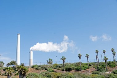 İsrail, Hadera 'da fosil yakıtlı bir enerji santrali.