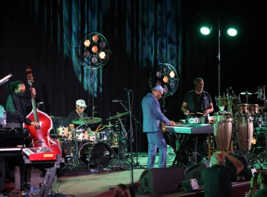 Cracow, Polonya - 08 Temmuz 2022: Kenny Garrett Quintet Polonya 'nın Krakow kentinde düzenlenen Yaz Caz Festivali' nde Kijow Center sahnesinde canlı performans sergiledi. 