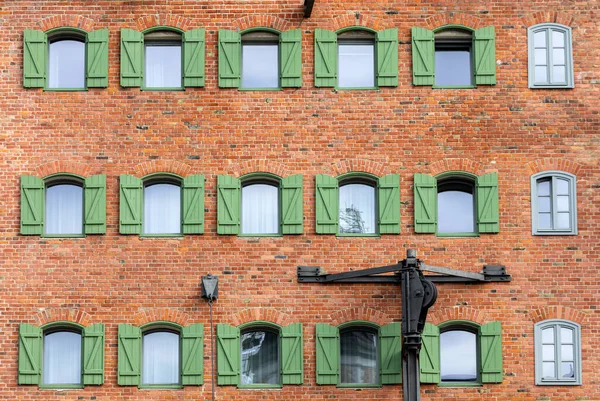 Фасад Отреставрированного Средневекового Зернохранилища Гранарском Острове Старом Городе Гданьске Польша — стоковое фото