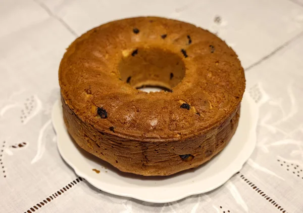 Geleneksel Ukrayna Paskalya Pastası Kulich veya Ortodoks Hıristiyan Paskalya Ekmeği.