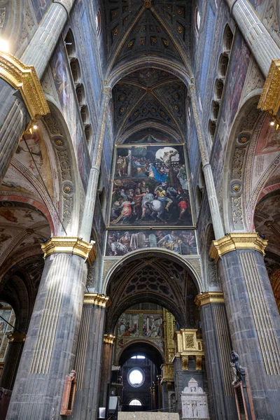 意大利克雷莫纳 2022年9月7日 意大利伦巴第克雷莫纳大教堂或圣玛利亚大教堂的内部 — 图库照片