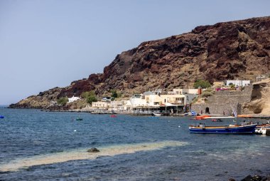 Santorini 'deki Akrotiri sahili manzarası. Yunanistan