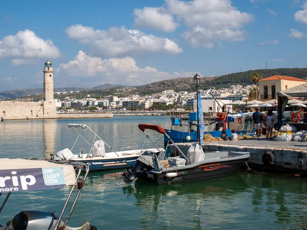 Ρέθυμνο Κρήτη Ελλάδα Ιουνίου 2022 Αλιευτικά Σκάφη Στο Παλιό Ενετικό — Φωτογραφία Αρχείου