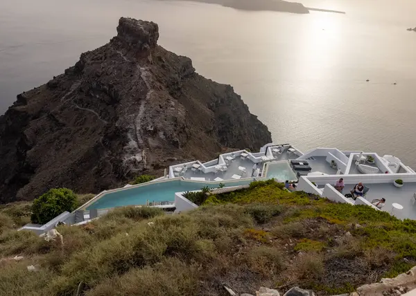 Imerovigli Santorini Grecja Lipca 2021 Stoły Tarasie Restauracji Malowniczym Widokiem — Zdjęcie stockowe
