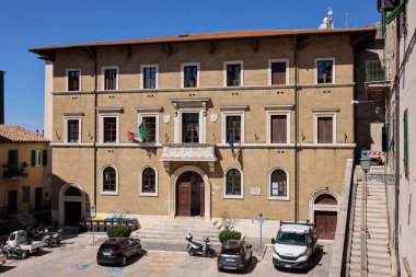 Pitigliano, Italy - September 13, 2022: the picturesque medieval town founded in Etruscan time on the tuff hill in Tuscany, Italy.