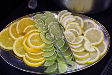 Tabakta turunçgil meyvesi