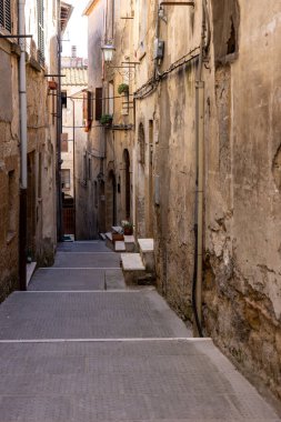 Pitigliano - İtalya 'nın Toskana kentindeki Tuff Tepesi' nde Etrüsk zamanında kurulan ortaçağ şehri..