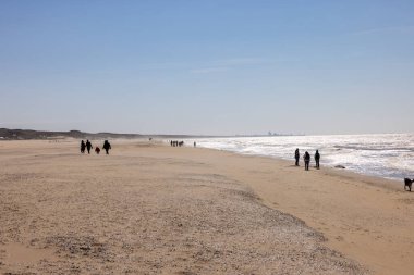 Katwijk, Hollanda - 19 Nisan 2023 Sahil ve Kuzey Denizi Katwijk aan Zee, Hollanda.