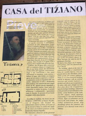 Pieve di Cadore, İtalya - 6 Eylül 2024: Ressam Titian / Tiziano Vecellio 'nun doğum yeri Pieve di Cadore, Dolomites, Ital