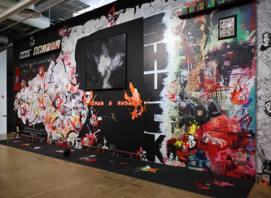 Paris, Fransa - 19 Mart 2025: The Center Pompidou 'daki Paris Noir sergisi 1950' lerden 2000 'e kadar Fransa' daki 150 siyahi sanatçının çalışmalarını sunar.