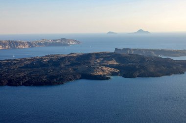 Santorini 'den volkanik adaya Nea Kamena, Cyclades, Yunanistan