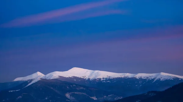 Schöne Karpaten Bei Nacht Winternacht Über Dem Hoverla Berg Ukraine Stockbild
