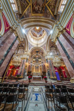 MDINA, MALTA - 19 DEC 2024: The Church of the Annunciation, Carmelite Kilisesi olarak da bilinir. 19 yaşında. Aralık 2024