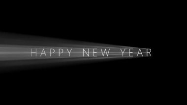 Siyah arkaplana kazınmış ve hareket eden ışık demetlerini açığa çıkaran mutlu yıllar metni - 3D görüntüleme