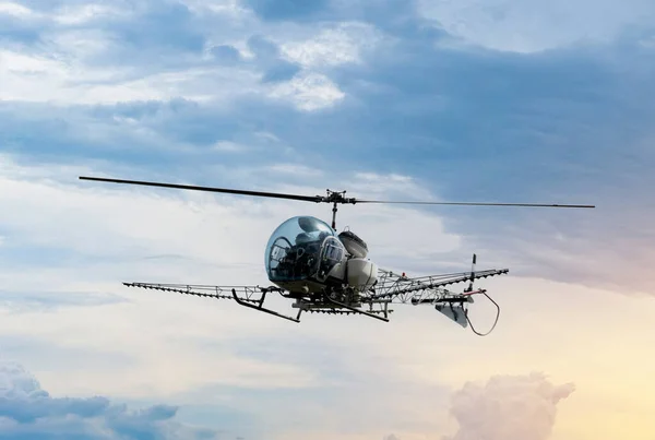 Imagen Avión Que Extiende Cielo — Foto de Stock