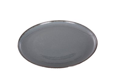 beyaz arkaplan önünde seramik plaka