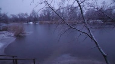 Wet snow before the new year, at least some mood of snow on the eve of the holiday.