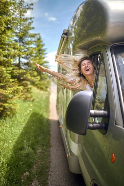 Beautiful Blonde Enjoying Wind Driving Nature Her Head Out Vehicle — Stock Photo, Image