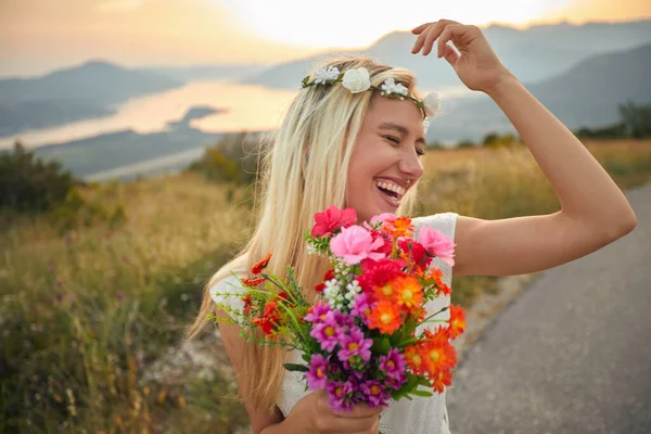 Boho Style Bride Bouquet Feeling Carefree Full Joy Nature Wedding — Stock Photo, Image