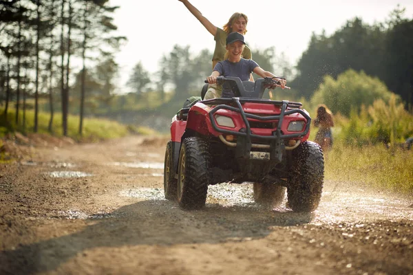 Extreme Young Girls Ride Quads Road Nature — Stock Photo, Image