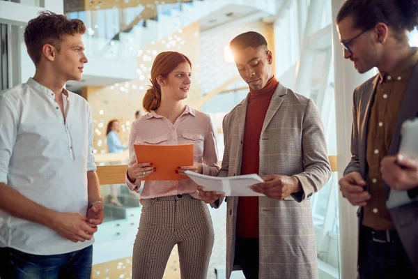 Group Young Business People Standing Pleasant Atmosphere Hallway Talking Work — Stock Photo, Image